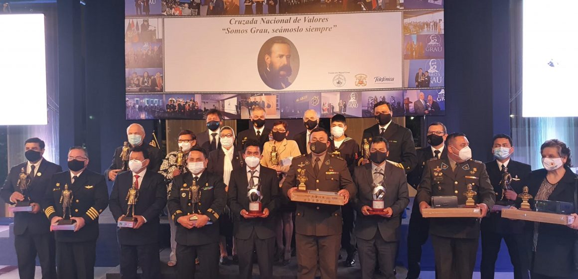 Foto 1 (8) Creador de las galletas «Nutri Hierro» y autor peruano de «Coquito» entre los ganadores del Premio Nacional ‘Almirante Miguel Grau’