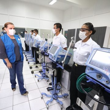 000666755W Nuevo lote de 960 respiradores mecánicos llegaron al Perú
