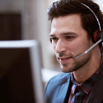 CCaaS1 Avaya OneCloudTM CCaaS en la Nube Pública Disponible en México