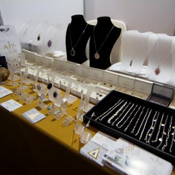 Ella Exporta (2) Programa Ella Exporta capacitó a más de 100 mujeres empresarias