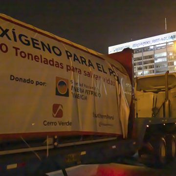 oxigeno medicinal Llegó a Lima el primer lote de la donación de oxígeno medicinal de la SNMPE desde Chile
