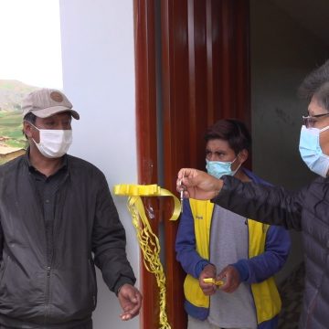 Summa Gold hace entrega vivienda Summa Gold entrega vivienda a familia de nueve hermanos que perdieron a sus padres en accidente