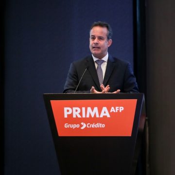Renzo Ricci - Gerente de Prima AFP Prima AFP es la primera AFP peruana en usar indicadores declase mundial en su Reporte de Sostenibilidad