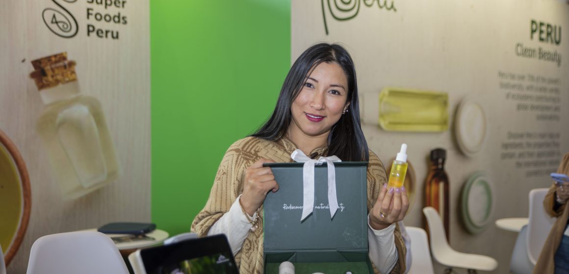 Biodiversidad peruana deslumbra en principal feria europea de cosmética natural