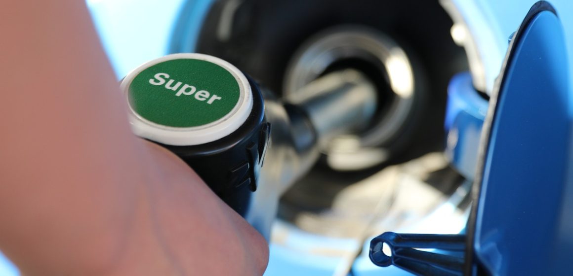 super-g027b6fd04_1280 ¿Cuánto cuesta la conversión del vehículo a GNV con el nuevo bono del Gobierno?