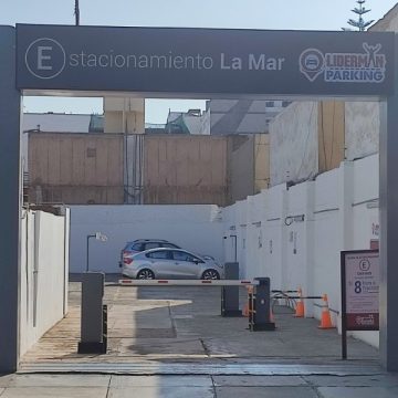 Liderman inaugura su primera playa de estacionamiento en Lima