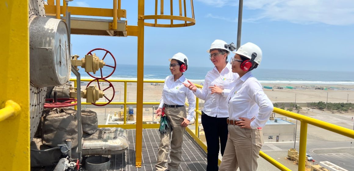 Fenix acciona plan para reducir brecha de género en sector eléctrico