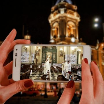 La transformación de los homenajes funerarios en la era digital: Perú abraza nuevas formas de honrar y recordar a sus seres queridos