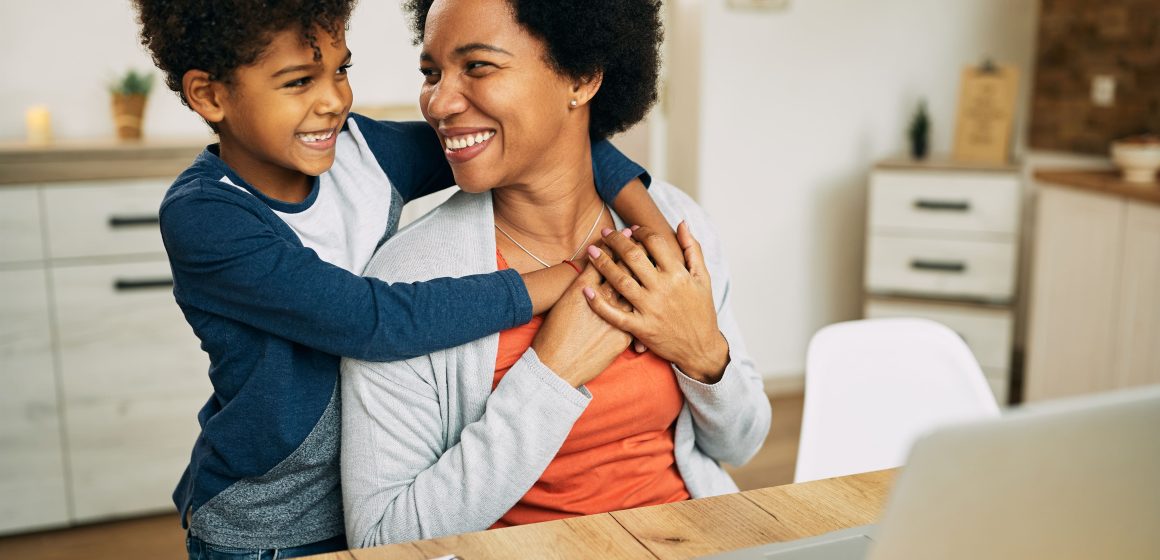 Mamá emprendedora (2) Mamá Emprendedora: 5 recomendaciones para impulsar el crecimiento de tu negocio