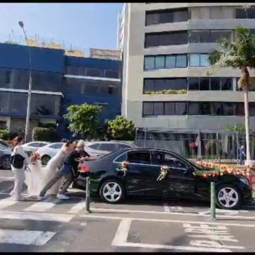 Novia varada: RIMAC concientizó sobre la importancia de contar con un seguro vehicular con peculiar acción