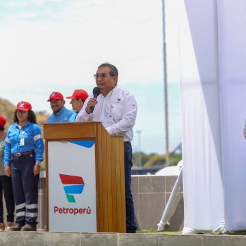 1 (2) (1) Inicia operación plena de la Nueva Refinería Talara