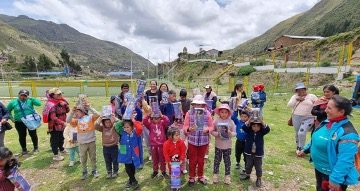 Donación Huancavelica Marhnos regala sonrisas a niños de Huancavelica