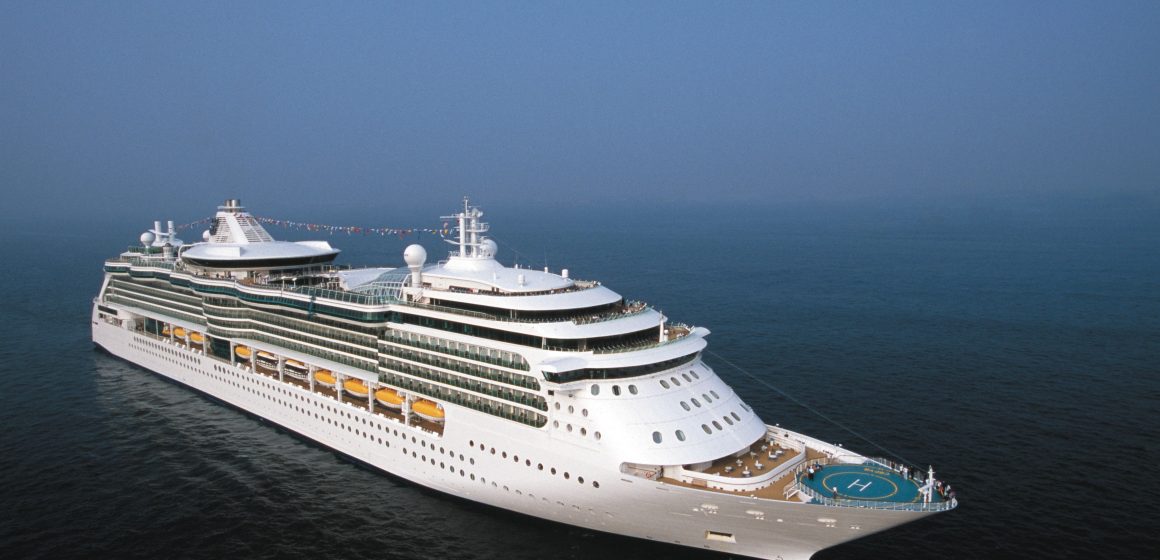 APM Terminals Callao recibe al “Serenade of the Seas”, el crucero de Royal Caribbean que da la vuelta al mundo