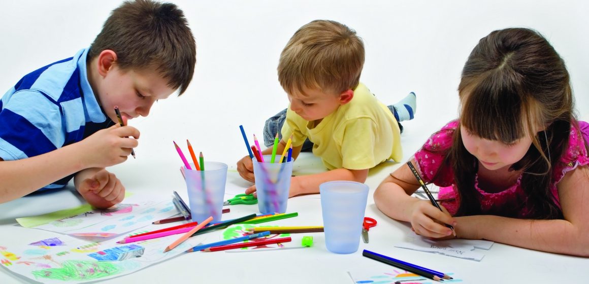 Corriente Alterna desarrolla el arte en los niños y adolescentes este verano