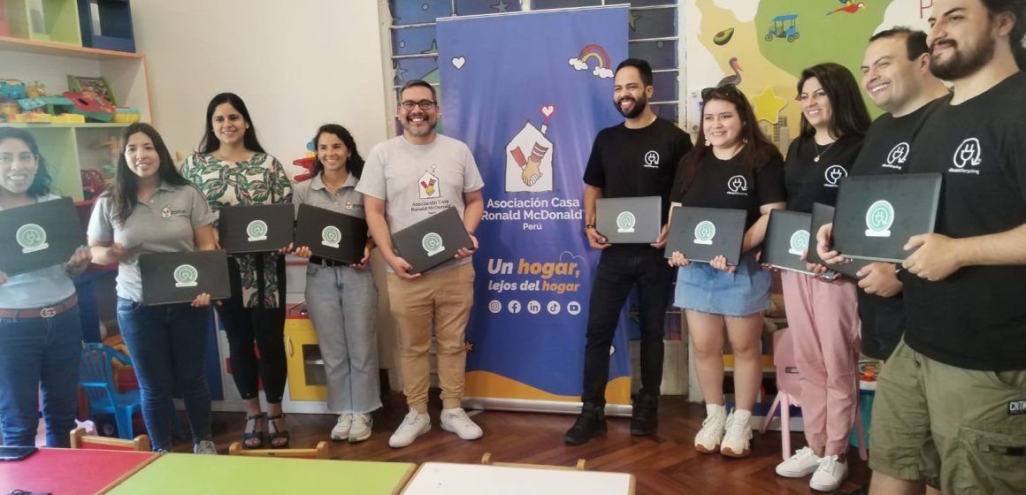 eSmart Recycling donó computadoras sostenibles a la Casa Ronald McDonald y Corazones Felices eSmart Recycling ha beneficiado a más de 12 mil personas en diferentes países a través del reciclaje de impacto
