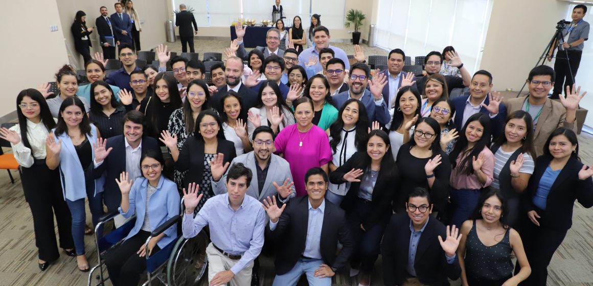 CCL presenta nueva generación de jóvenes líderes empresariales