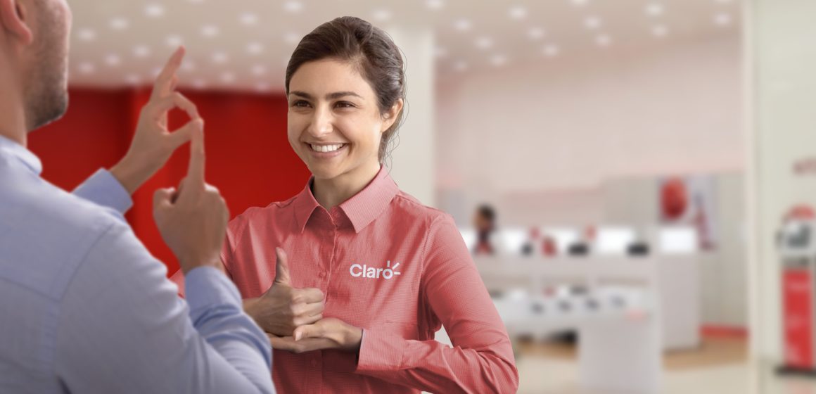 Imagen Yapaykuy Claro recibe distinción por promover la atención inclusiva a personas con discapacidad