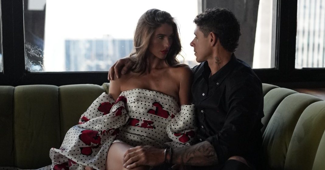 Lanzamiento 212 VIP ROSÉ ELIXIR 2024 2 Alessia Rovegno y Hugo García se lucen en Brasil como embajadores peruanos de Carolina Herrera