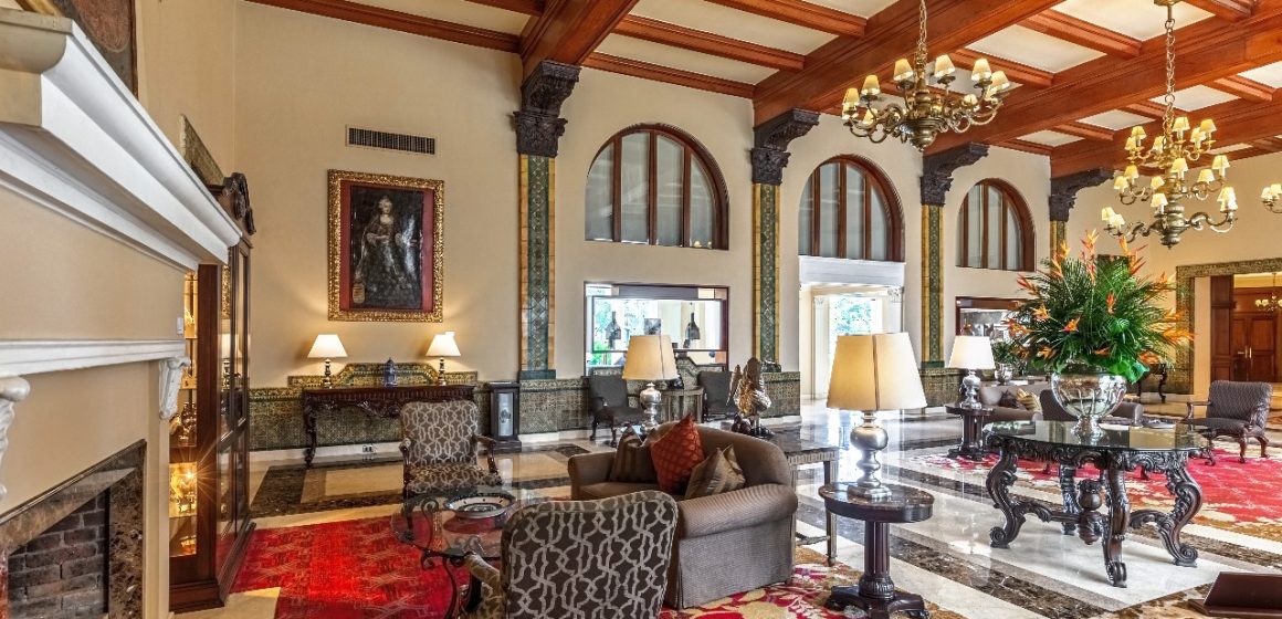 Lobby Country Country Club Lima Hotel figura como el tercer mejor lobby de hotel del mundo, según Architectural Digest
