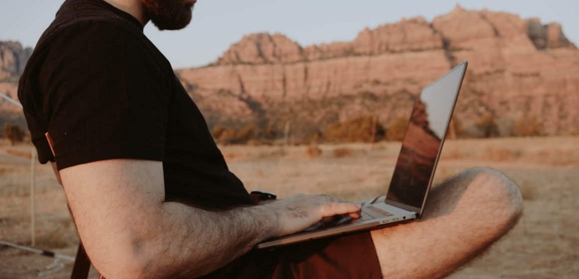 fact elec cuidado ambiente 1 ¿Qué prácticas digitales debe adoptar una empresa para ser ecoamigable?