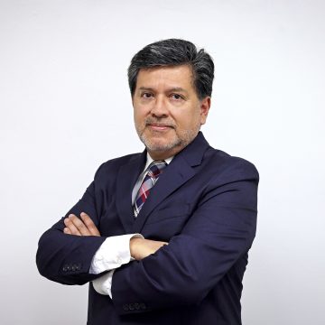 ENRIQUE FERNANDEZ PANIAGUA Encargan a Enrique Fernández Paniagua la Dirección Ejecutiva del Proyecto Especial Legado