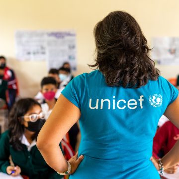Foto Alianza UNICEF y BMW Group Mayor y mejor educación en ciencias, tecnologías, ingenierías y matemáticas para 26 mil niñas en México.
