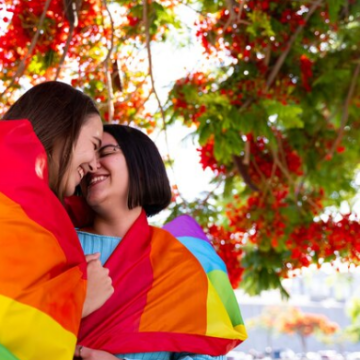 LGBT Mes del Orgullo: Presentan «La familia en disputa», libro que desnuda los mitos y prejuicios en torno a las familias LGTBIQ+ en el Perú