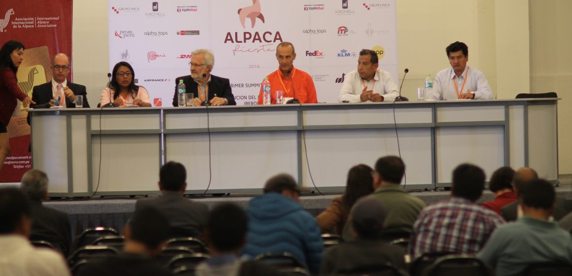 Foro Alpaca Connect: 19 expertos del mundo se reúnen frente al desafío de la sostenibilidad de los camélidos