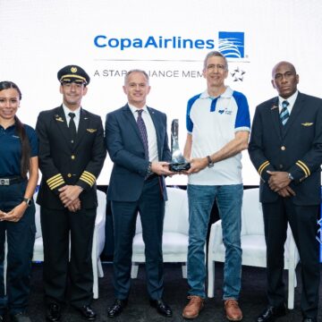1 (1) CIRIUM entrega a Copa Airlines el reconocimiento como la aerolínea más puntual de Latinoamérica por décima vez