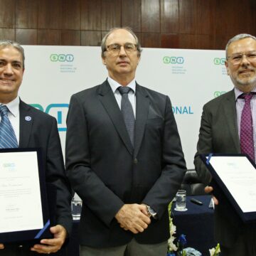 SNI reconoce a Inca Kola por sus 90 años de historia y aporte a la industria nacional
