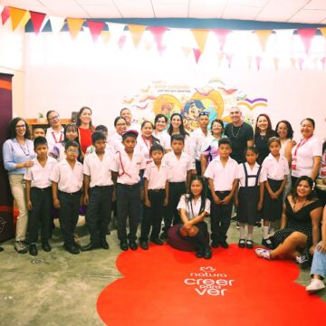 CPV Biblioteca Natura Natura inaugura biblioteca escolar en Belén para impulsar la educación en la Amazonía