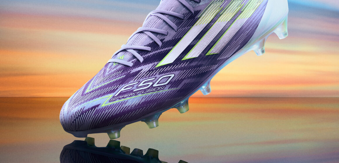 Stacked from 16 images. Method=A (R=8,S=4) Fútbol femenino: ¿Qué debes tener en cuenta para elegir el chimpún ideal para ti?