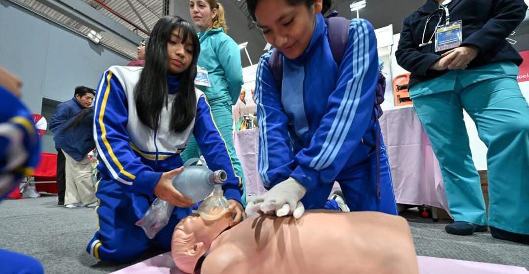 Estudiar Medicina en el Perú: carrera de alta demanda, largo camino y elevado costo