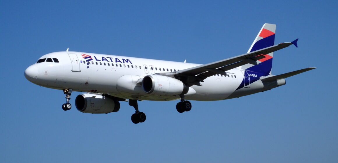 LATAM_A320-233_LV-BSJ_33907622701-1160x560 LATAM Airlines Perú retomará sus operaciones a Jauja desde el viernes 18 de julio