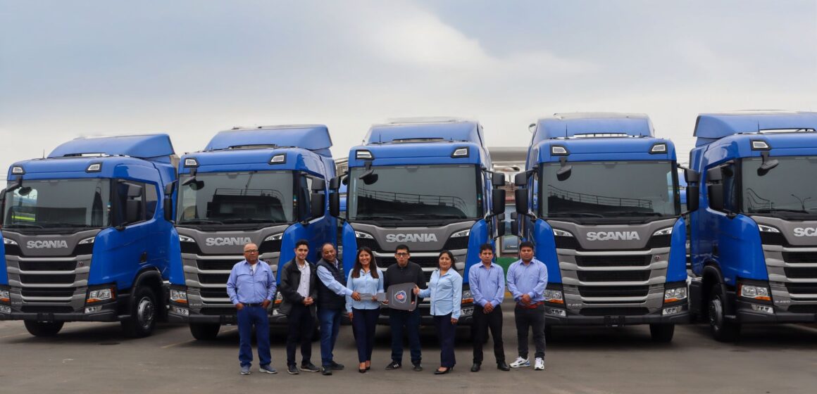 Scania Perú fortalece la operación nacional de Expreso Grael con la entrega de 10 camiones R450A