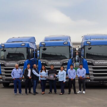 223244 Scania Perú fortalece la operación nacional de Expreso Grael con la entrega de 10 camiones R450A