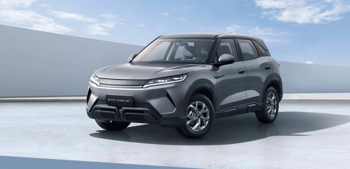 BYD Yuan Up lidera el mercado de vehículos 100% eléctricos