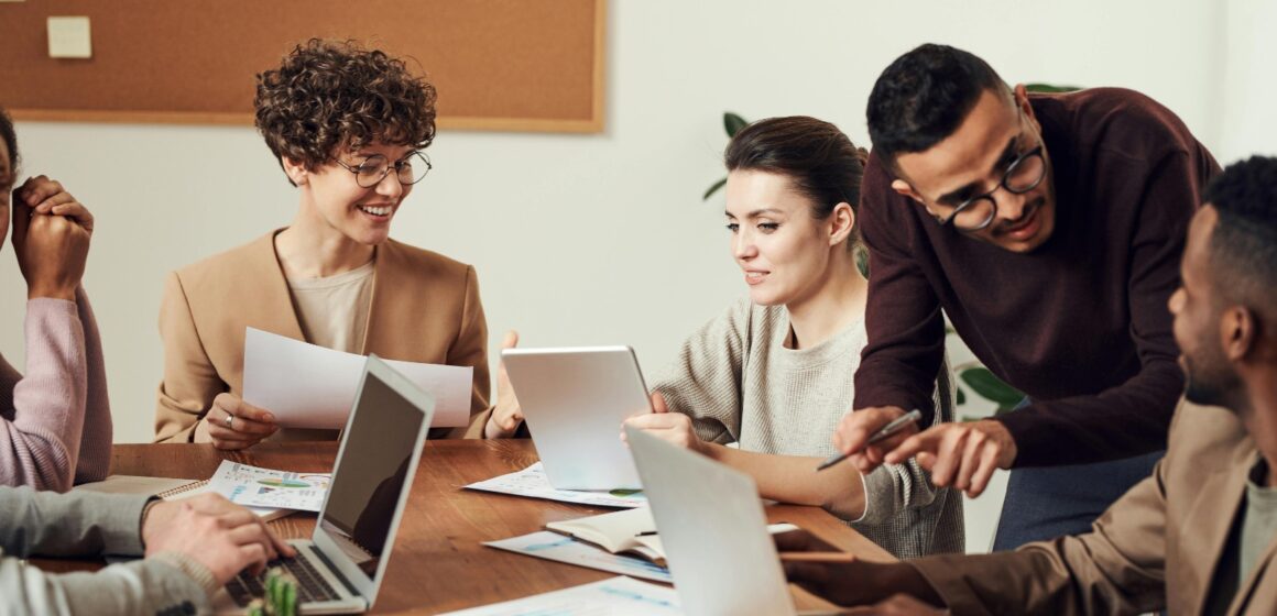 EY Perú presenta la Guía NIIF 2025/2026: Una herramienta esencial para navegar el futuro de la contabilidad y la divulgación de sostenibilidad