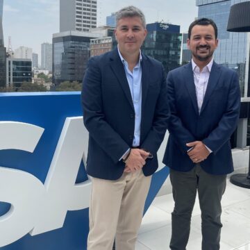 IMG_0209 (002) Empresas peruanas aceleran adopción de la IA para llevar sus negocios al siguiente nivel