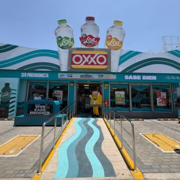 021 Agua LOA y OXXO, inauguran primera tienda insignia en el sur del Perú