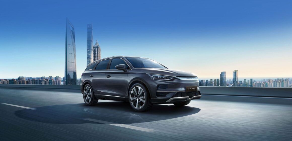 BYD Tang exterior Cinco mitos sobre los autos eléctricos