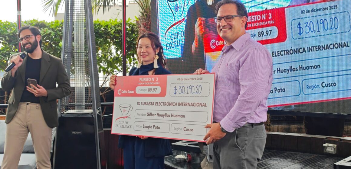 3RO Taza de Excelencia Perú 2025 rompe récord histórico: Subasta Internacional supera US $490 mil, la cifra más alta desde su creación