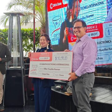 Taza de Excelencia Perú 2025 rompe récord histórico: Subasta Internacional supera US $490 mil, la cifra más alta desde su creación