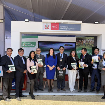 Roque Benavides asume la Presidencia del Consejo Consultivo de EXPOSIMIM 2026 en un contexto de crecimiento del empleo minero en la región centro del Perú