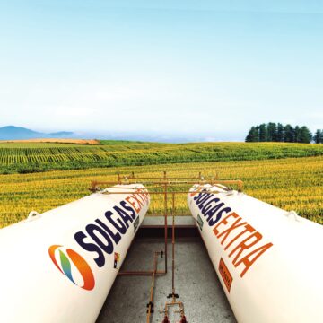 El sector avícola podría reducir hasta 40% de sus costos energéticos con soluciones híbridas