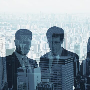 four-black-entrepreneur-silhouettes-standing-and-t-2025-10-15-02-09-59-utc El nuevo perfil del talento en el sistema financiero