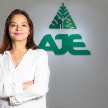 Vicky Añaños Jerí asume la presidencia de la Fundación AJE Eduardo & Mirtha Añaños