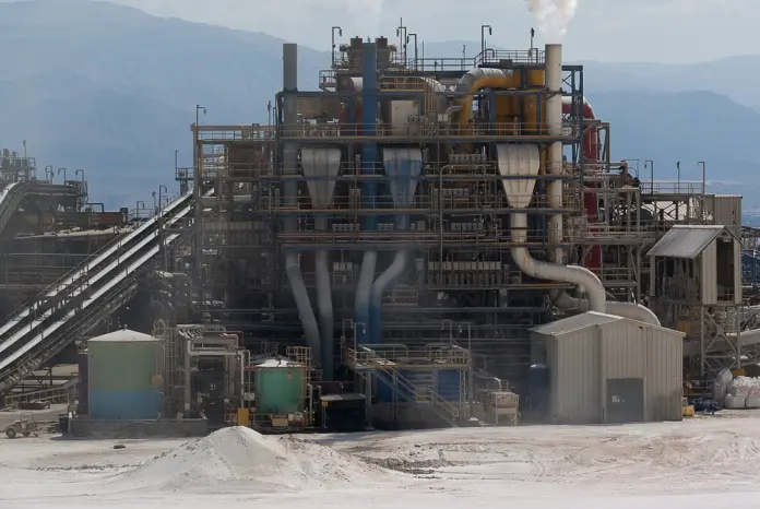 image Calcem obtiene financiamiento de hasta US$50 millones para nueva planta
