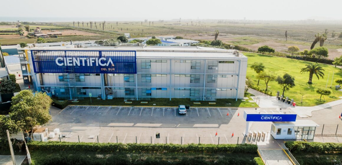 Universidad Científica del Sur lanza la primera competencia nacional de prompting con inteligencia artificial