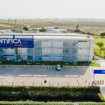 Universidad Científica del Sur lanza la primera competencia nacional de prompting con inteligencia artificial